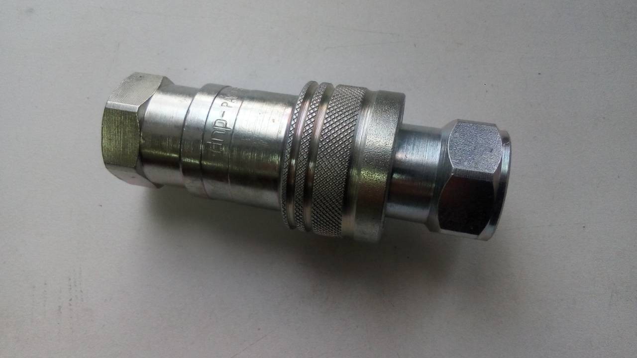 Муфта БРС виробництва Італії 3/8" 1/2" 3/4" 1"