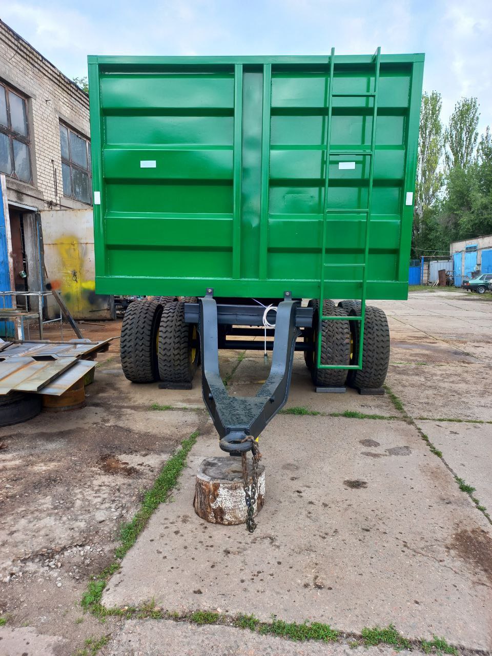 Напівпричеп для перевезення торфу