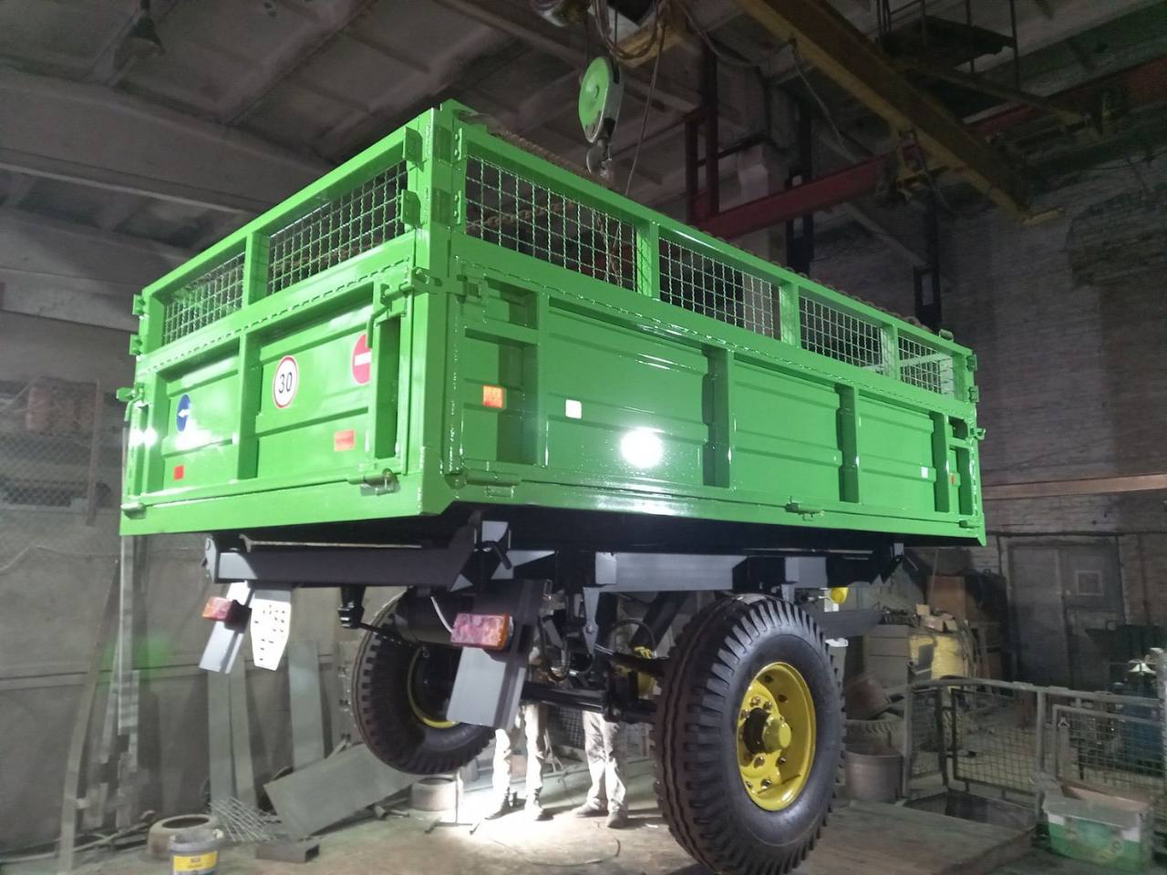 Напівпричіп тракторний 1НТС-3