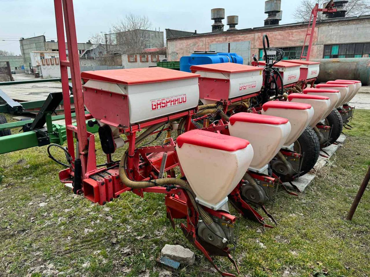 Сівалка точного висіву пневматична Gaspardo SP 8